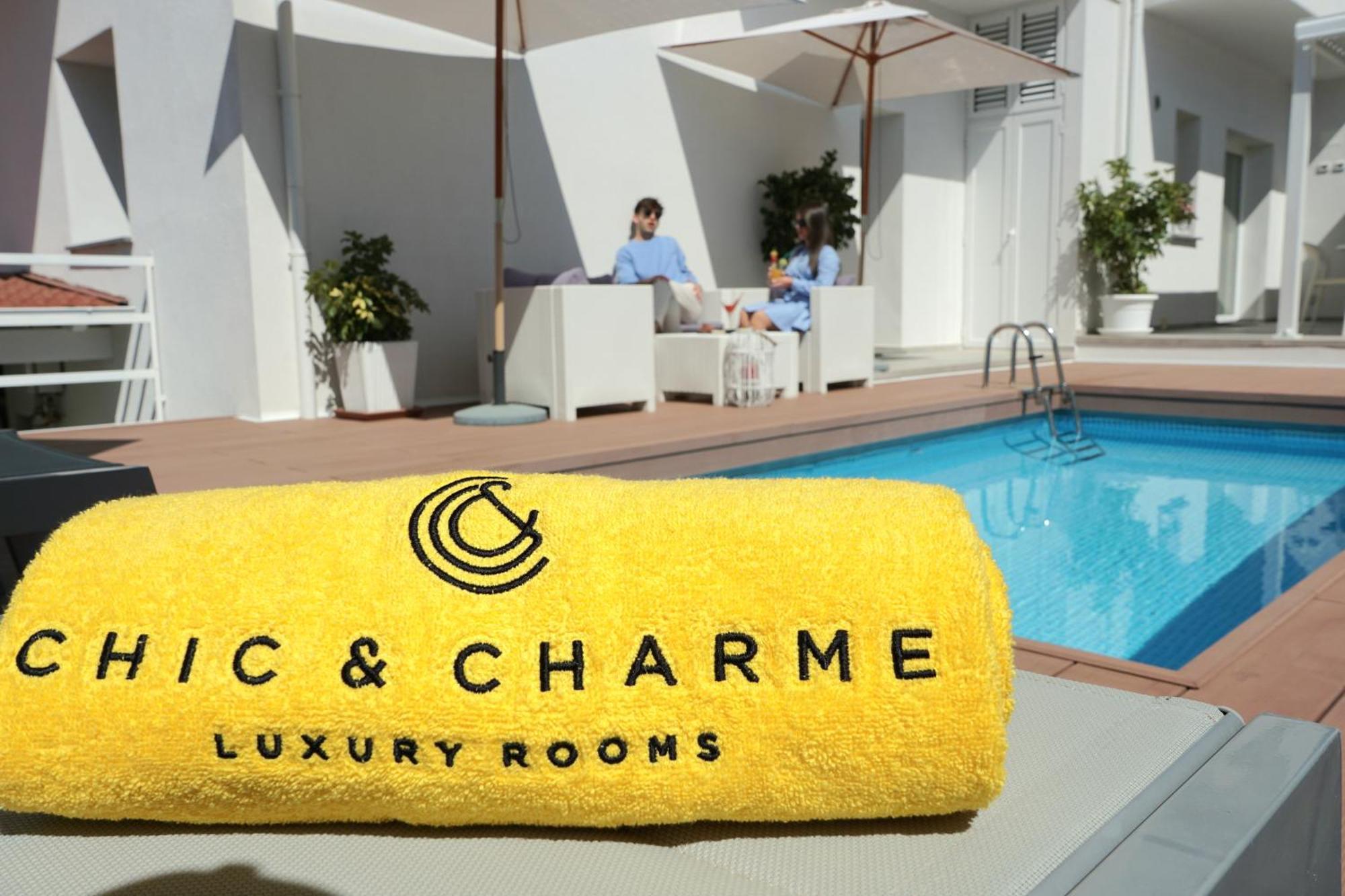 Chic & Charme Luxury Rooms ออลเบีย ภายนอก รูปภาพ
